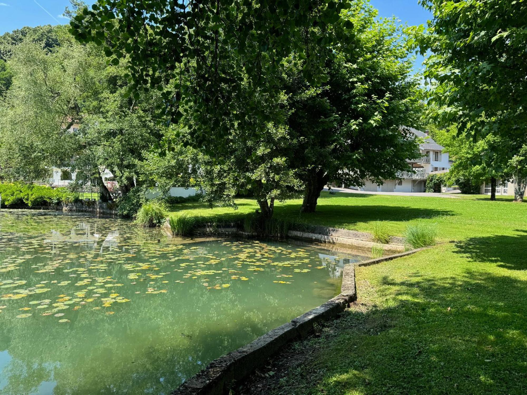 Les Du Hotel